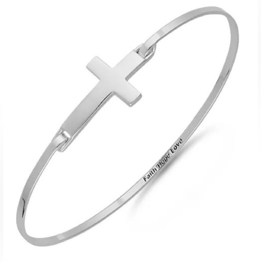 Unwritten Sterling Silver Sideways Cross Catch
Bangle “Faith, Hope, Love” New